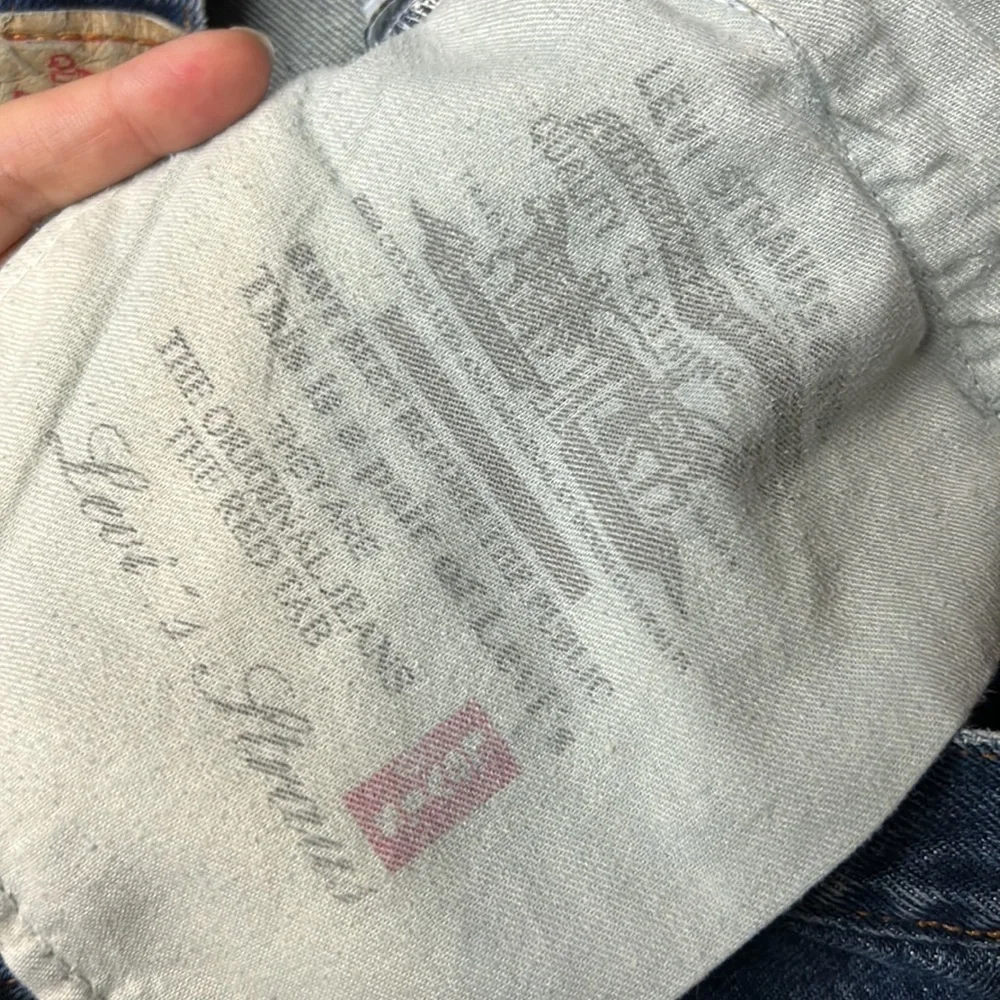 Levi’s vintage 501 straight leg button‎ fly jeans